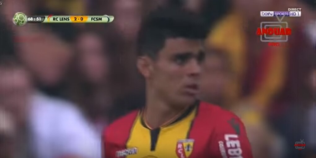 بالفيديو: نجم الكرة المغربية أشرف بنشرقي يدشن أولى مباراته مع لانس الفرنسي