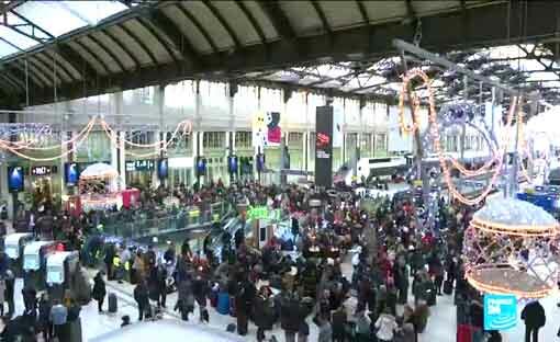 FRANCE :Au premier jour des vacances de Noël, pas de trêve dans la grève de la SNCF