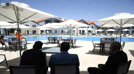 المغرب : وزير التعليم العالي سعيد أمزازي يدشن بمدينة افران منتجعا سياحيا جديد خاص بأسرة التربية والتكوين